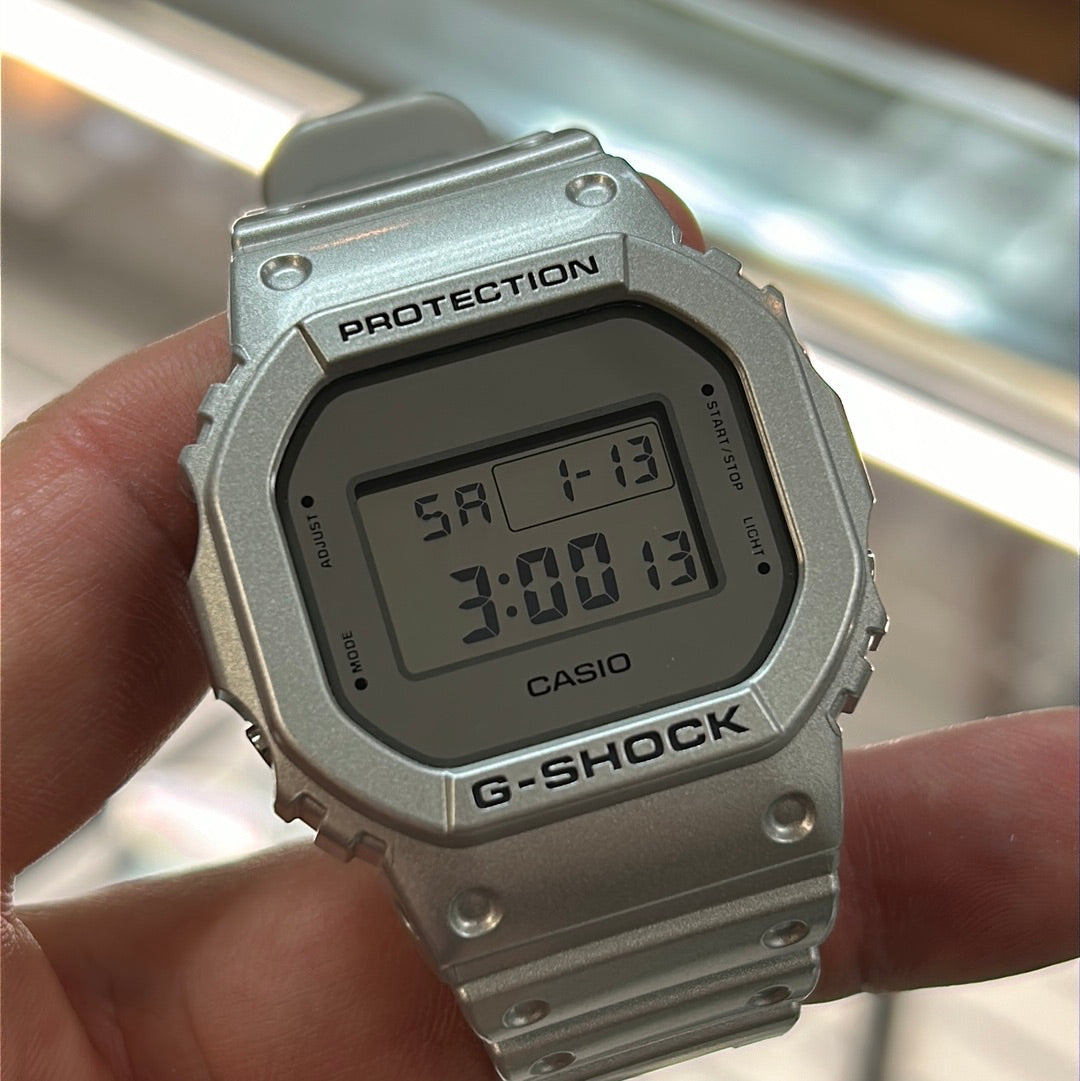 G-Shock DW5600FF-8