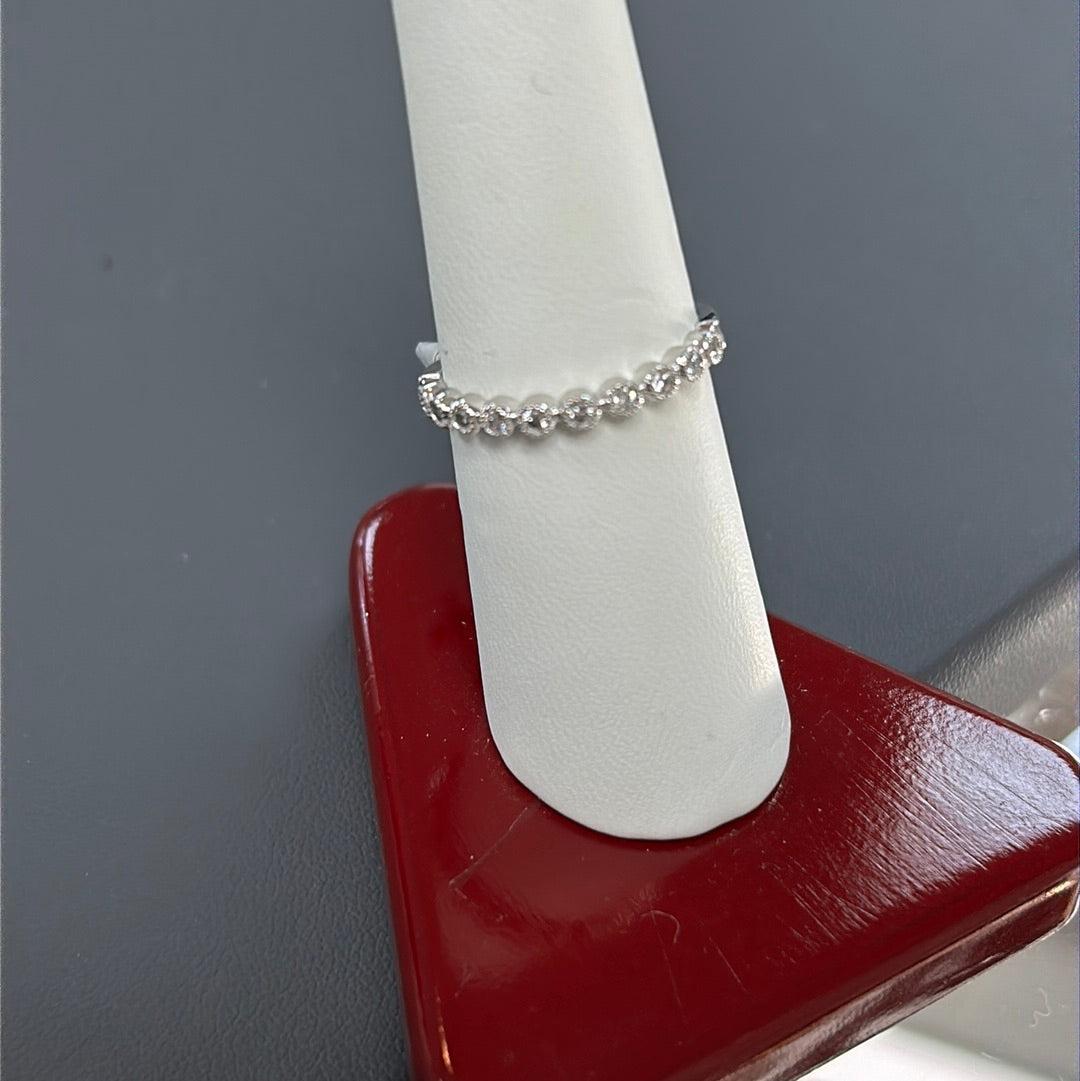 RINGS-M13R2199V