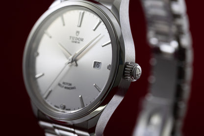 Pre Owned Tudor Style M12700-0001