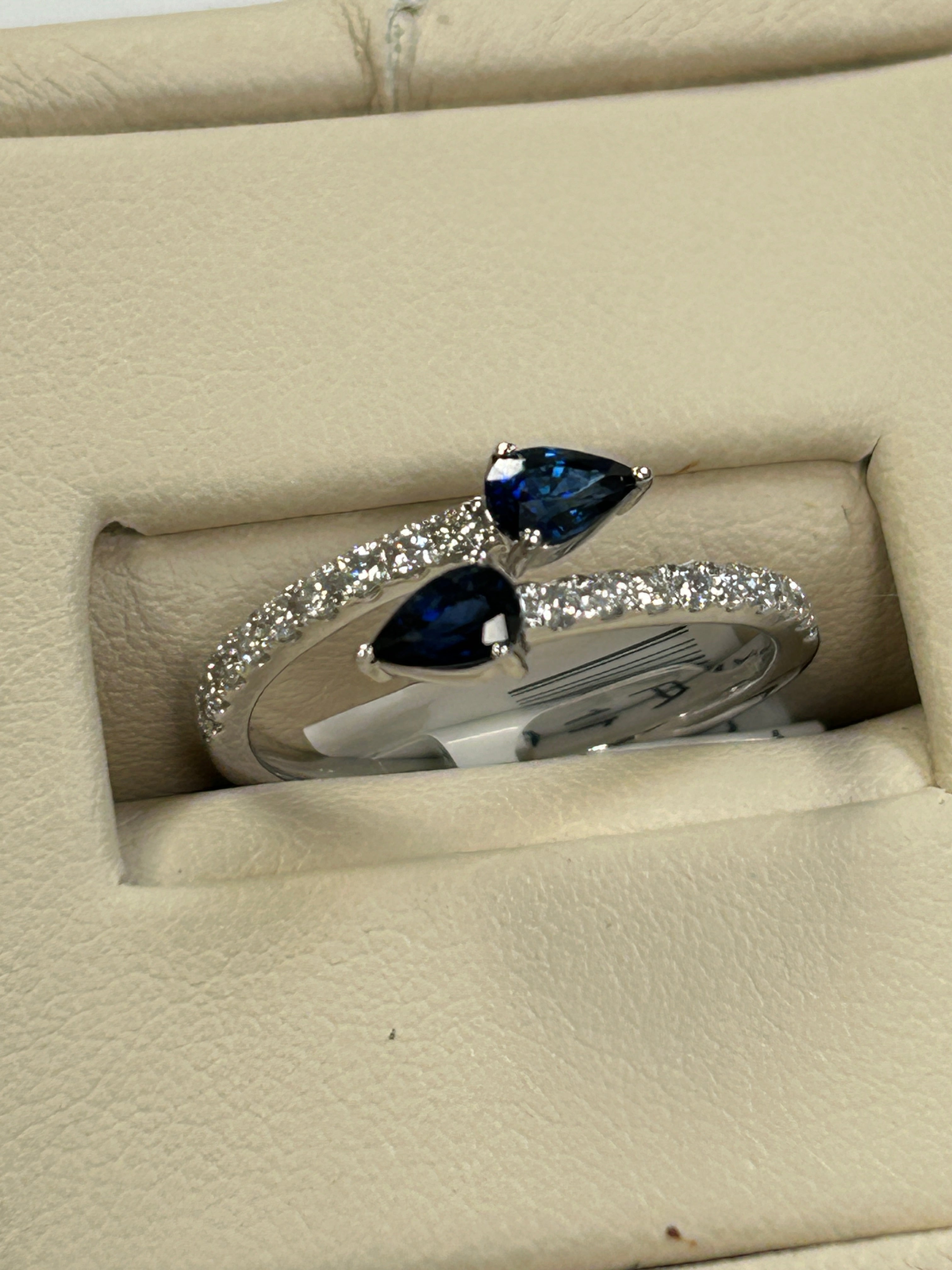 14K White Gold Diamond and Sapphire FRG002918AWDBS