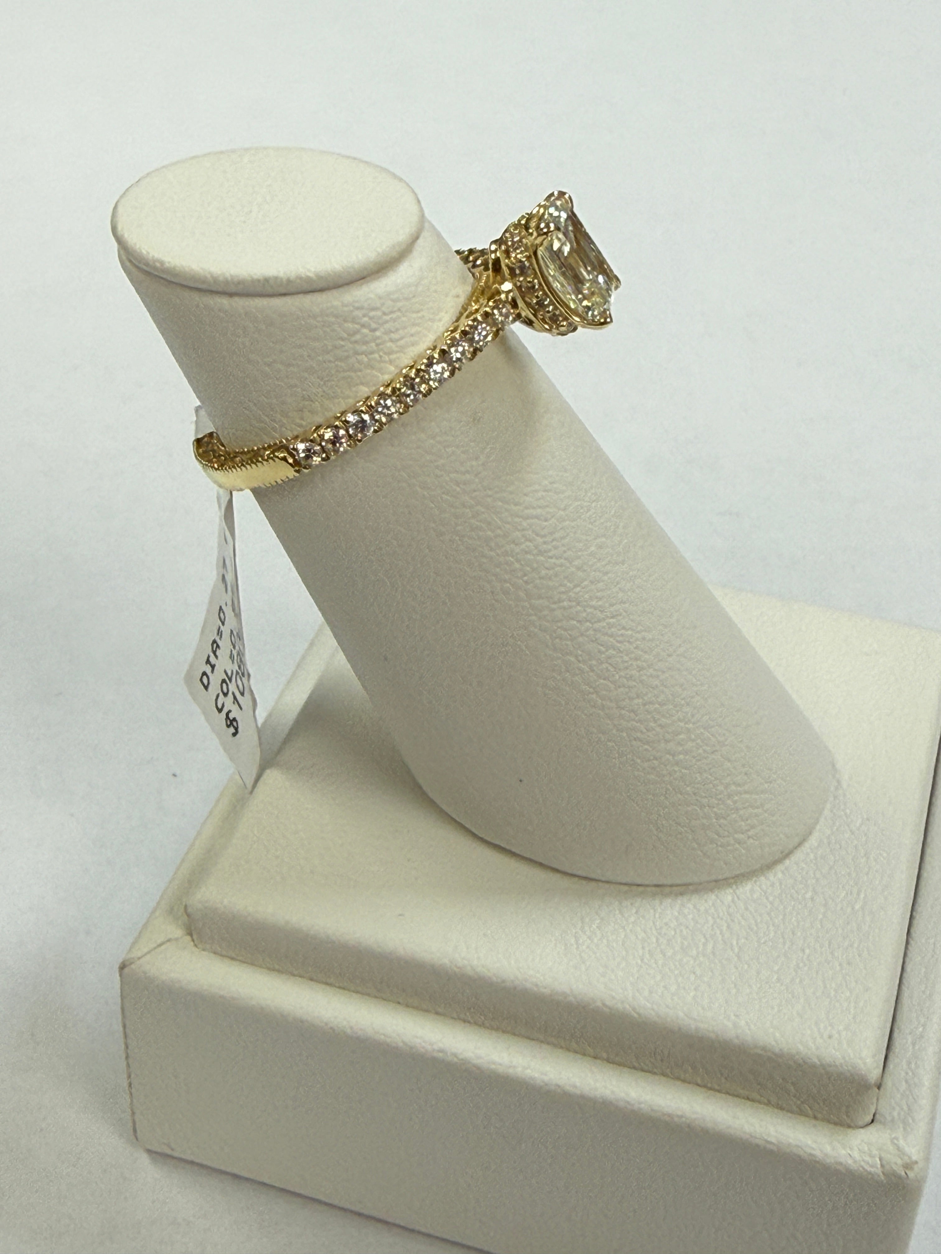 18k Yellow Gold Diamond Engagement Ring. FRG001438BYD