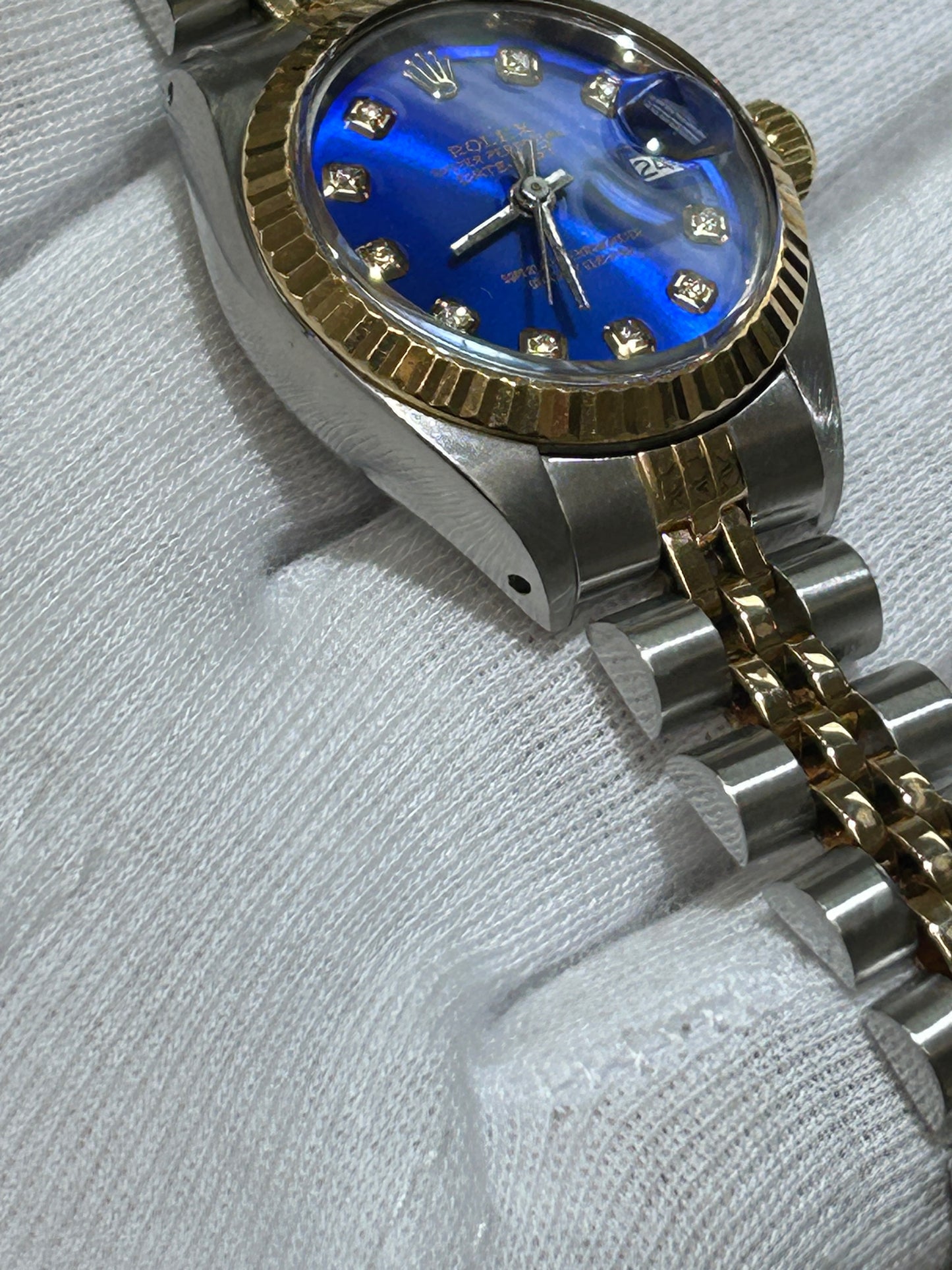 Pre Owned Rolex Datejust 26mm. Aftermarket Diamond Dial