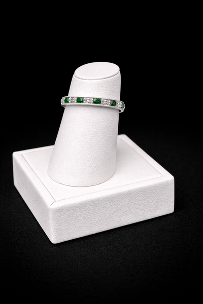10K White Gold Diamond and Emerald Band | 076408
