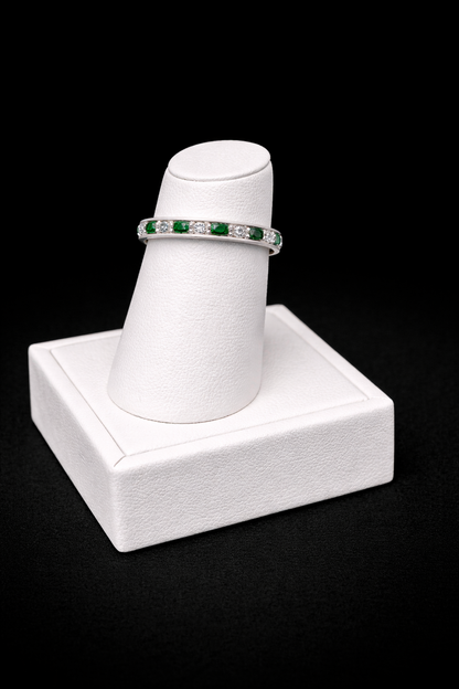 10K White Gold Diamond and Emerald Band | 076408