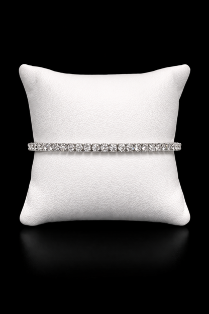 14K White Gold Diamond Tennis Bracelet | FBR2269AWD