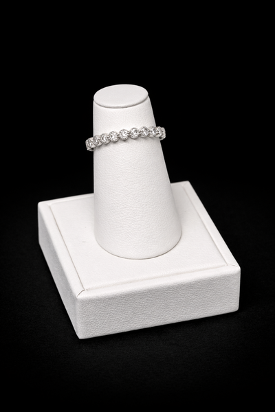 10K WG DIAMOND WEDDING BAND | 076416