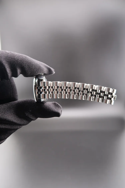 Pre Owned | Rolex Datejust Factory Diamond Dial 179174 26mm